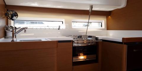 Jeanneau Sun Odyssey 490 - Izzy