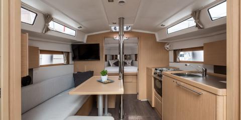 Oceanis 38.1 - CVITA