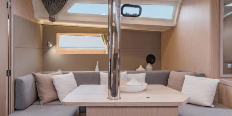 Oceanis 411 - Sunsail 41.1 Classic