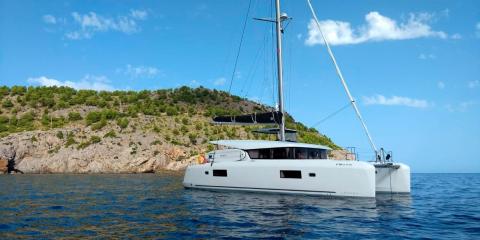 Lagoon 42 - Genista II