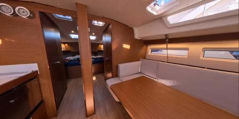 Sun Odyssey 490 - Vino Blanco (Radazul)