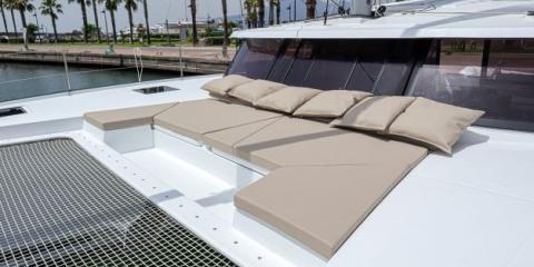 Astréa 42 - Lalena (WM - A/C - Generator)