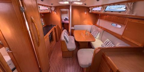 Bavaria Cruiser 40 - BUNNY GIRL