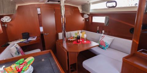 Beneteau Oceanis 41.1 - Poison