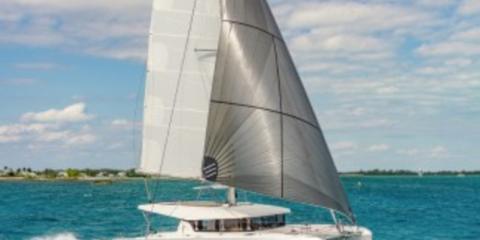 Lagoon 42 - Galapagos