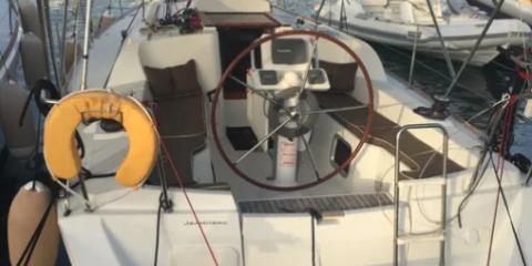 Jeanneau Sun Odyssey 33i - Carry On
