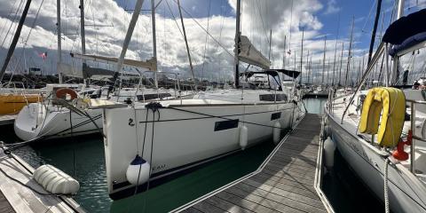 Beneteau Oceanis 38.1 - Delfino