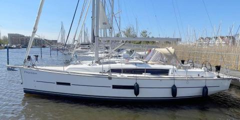 Dufour Grand Large 382 - Freedom