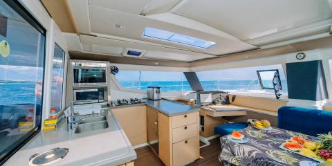 Fountaine Pajot Helia 44 - Knyps